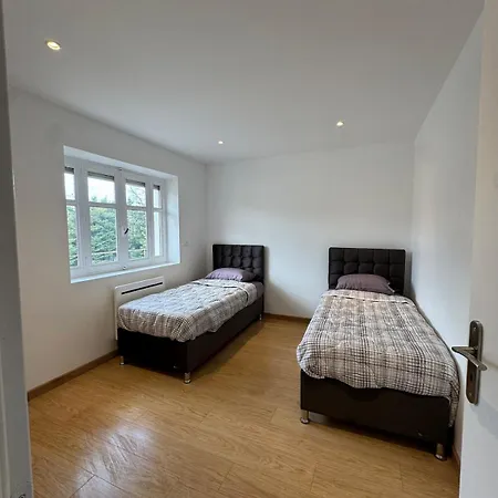Appartement T3 Renove Coeur De St Priest Parking Prive